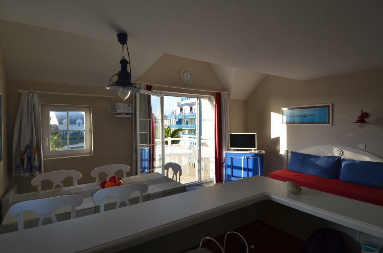 Vacances A L Ocean - T4 Grand Balcon Tout Confort - Wifi Et Parking Gratuits - Mer Plage Piscine A Environ 25 M - Centre Ville, Tous Commerces, Marche, Et Port A 10 Minutes A Pied En Longeant La Mer Ле-Гильвинек Экстерьер фото